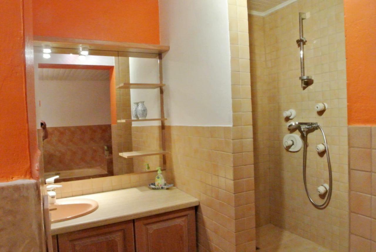 Chambres D'Hotes Saint Alexandre La Rouviere Luaran gambar